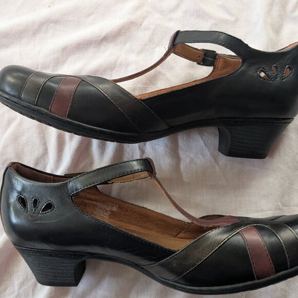 Rockport Cobb Hill "Angelina" retro T-strap black leather pumps | US 11 - Picture 5 of 6